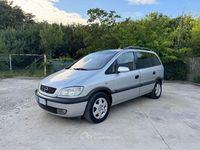 Usata Opel Zafira 116 CV (85 kW) 2000 Argento Monovolume
