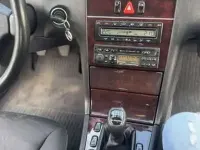 Usata Mercedes E250 150 CV (110 kW) 1998 Blu/azzurro Berlina