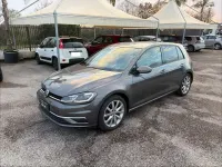 Usata VW Golf VII Highline 116 CV (85 kW) 2019 Argento Berlina