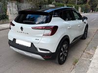 Usata Renault Captur Techno 145 CV (106 kW) 2024 Bianco SUV
