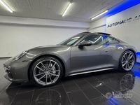Usata Porsche 911 Carrera 385 CV (283 kW) 2023 Grigio Coupé