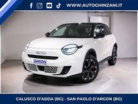 Nuova Fiat 600 La Prima 110 CV (80 kW) 2026 Bianco tetto nero SUV