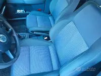 Usata VW Polo 75 CV (55 kW) 2004 Grigio Utilitaria