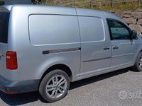 Usata VW Caddy 110 CV (80 kW) 2016 Grigio Monovolume