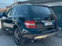Usata Mercedes ML320 224 CV (164 kW) 2006 Nero SUV