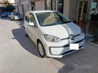 Usata VW up! Move 68 CV (50 kW) 2023 Bianco Utilitaria