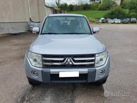 Usata Mitsubishi Pajero 160 CV (117 kW) 2009 Grigio SUV