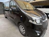 Usata Opel Vivaro 145 CV (106 kW) 2017 Nero Monovolume