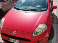 Usata Fiat Grande Punto 75 CV (55 kW) 2015 Rosso Utilitaria