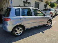 Usata Mazda 2 75 CV (55 kW) 2003 Grigio Utilitaria