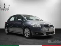 Usata Toyota Auris 90 CV (66 kW) 2007 Grigio Utilitaria