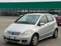 Usata Mercedes A180 Avantgarde 109 CV (80 kW) 2009 Grigio Berlina