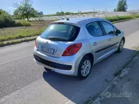 Usata Peugeot 207 68 CV (50 kW) 2009 Nero Berlina
