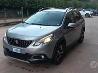 Usata Peugeot 2008 Allure 119 CV (87 kW) 2017 Grigio SUV