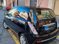 Usata Lancia Ypsilon 75 CV (55 kW) 2010 Nero Utilitaria