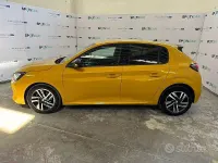 Usata Peugeot 208 Allure 101 CV (74 kW) 2023 Giallo Utilitaria