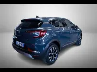 Usata Renault Captur Techno 145 CV (106 kW) 2023 Blu scuro SUV