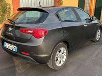 Usata Alfa Romeo Giulietta Distinctive 105 CV (77 kW) 2015 Grigio Utilitaria