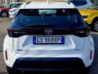 Usata Toyota Yaris Cross Active 92 CV (67 kW) 2025 Bianchissima SUV