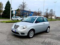 Usata Lancia Ypsilon 69 CV (50 kW) 2012 Grigio Utilitaria