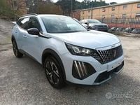 Usata Peugeot 2008 Allure 101 CV (74 kW) 2025 Bianco SUV