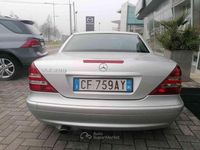 Usata Mercedes SLK200 163 CV (119 kW) 2001 Argento Cabrio