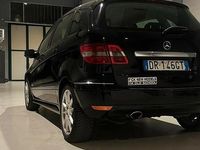 Begagnad Mercedes B200 140 HK (102 kW) 2008 Svart Minibuss