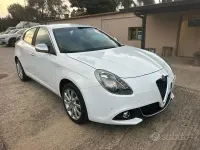 Usata Alfa Romeo Giulietta 120 CV (88 kW) 2020 Bianco Utilitaria