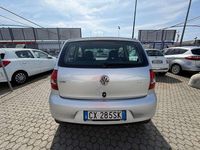 Usata VW Fox 54 CV (39 kW) 2005 Argento Utilitaria
