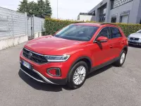 Usata VW T-Roc Life 110 CV (80 kW) 2023 King red SUV
