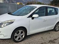 Usata Renault Scénic III Dynamique 110 CV (80 kW) 2010 Bianco Monovolume