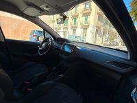 Usata Peugeot 208 68 CV (50 kW) 2013 Blu Utilitaria
