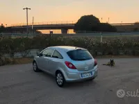 Usata Opel Corsa 65 CV (47 kW) 2011 Grigio Utilitaria