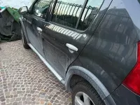 Usata Dacia Sandero Stepway 84 CV (61 kW) 2012 Nero Berlina