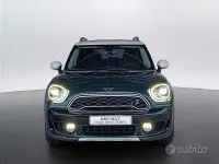 Usata Mini Countryman 190 CV (139 kW) 2019 Verde SUV
