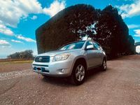 Usata Toyota RAV4 136 CV (100 kW) 2009 Grigio SUV