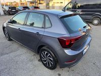 Usado VW Polo Edition 95 HP (69 kW) 2025 Verde Citadino