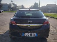 Usata Opel Astra GTC Cosmo 187 CV (137 kW) 2007 Nero Berlina
