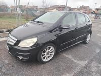 Usata Mercedes B200 140 CV (102 kW) 2008 Nero Monovolume