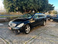 Usata Mercedes R320 210 CV (154 kW) 2011 Nero Monovolume