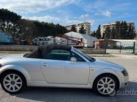 Usata Audi TT 180 CV (132 kW) 2002 Grigio Cabrio