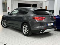 Usata Alfa Romeo Stelvio Executive 190 CV (139 kW) 2021 Grigio vesuvio SUV