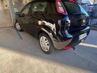 Usata Fiat Punto Young 69 CV (50 kW) 2015 Nero Utilitaria