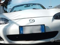 Usata Mazda MX5 110 CV (80 kW) 2001 Bianco Cabrio
