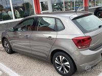 Usata VW Polo Comfortline 95 CV (69 kW) 2020 Grigio Berlina