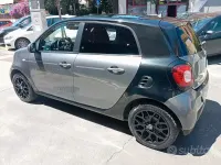 Usata Smart ForFour Passion 71 CV (52 kW) 2017 Grigio Utilitaria