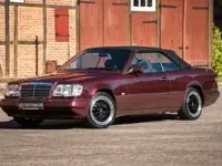 Usata Mercedes E200 136 CV (100 kW) 1997 Rosso Cabrio