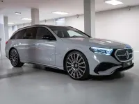 Usata Mercedes E220 AMG Line Premium Plus 197 CV (144 kW) 2024 Grigio alpi standard manufaktu Station wagon