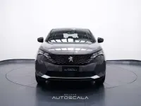 Usata Peugeot 5008 Active 131 CV (96 kW) 2023 Grigio platinum SUV