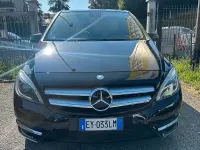 Usata Mercedes B200 Premium 136 CV (100 kW) 2012 Nero Utilitaria